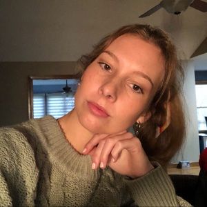 Meet your Posher, Ashlie